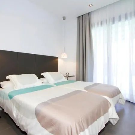 Puerto Del Carmen Sleeps 8 With Pool&air Con *